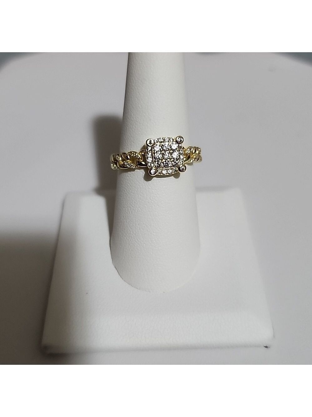 Brand New Sterling Silver 925 Cubic Zirconia Stones Ring